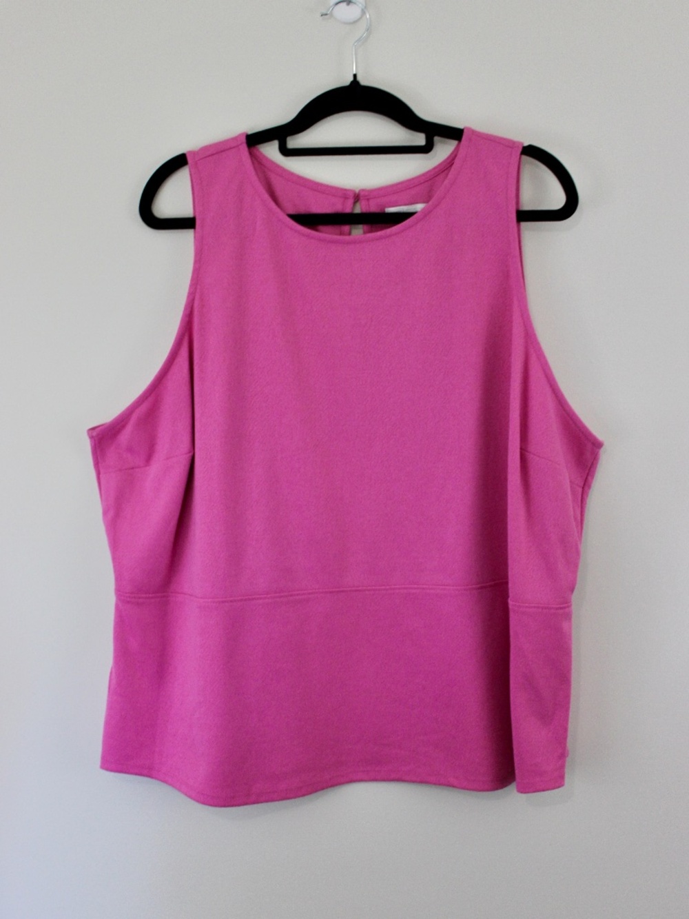 14th & Union Pink Keyhole Neck Sleeveless Top Size 3X